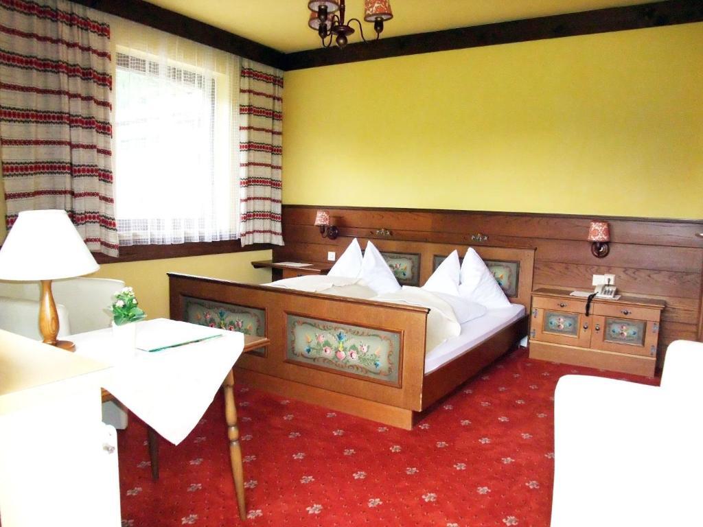 Ferienhotel Knollhof Ramsau am Dachstein Room photo