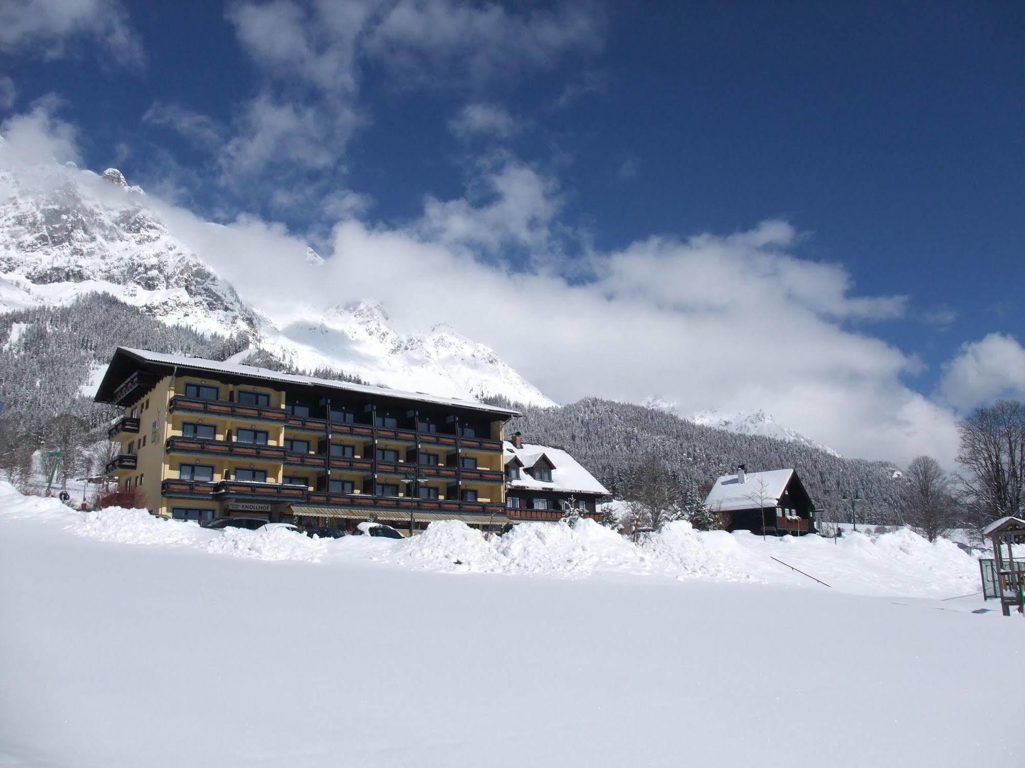 Ferienhotel Knollhof Ramsau am Dachstein Exterior photo